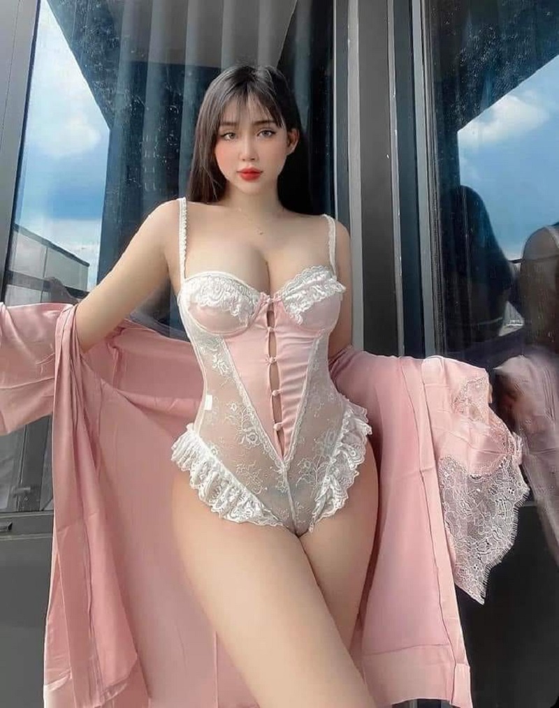 Đồ bơi gái xinh mặc bikini màu hồng ngọt ngào sexy 20