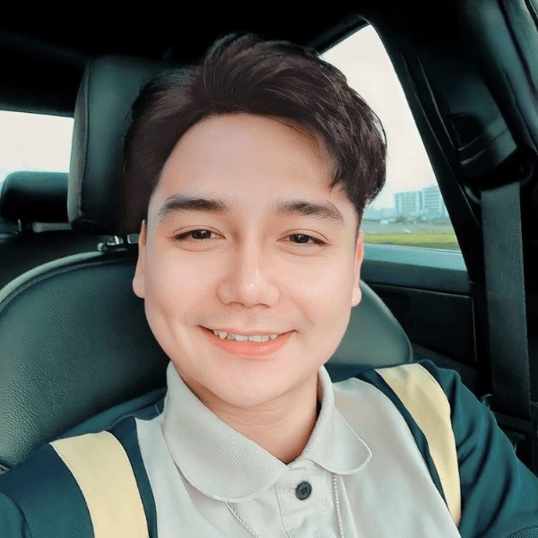 Thông tin cơ bản về Ceo Thomas Hưng